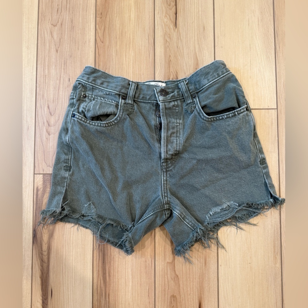 FP Shorts - Picture 1 of 6